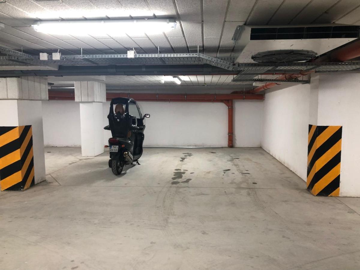 Klimatyzowany Apartament Wenecja Z Garazem Podziemnym كيلتشي المظهر الخارجي الصورة